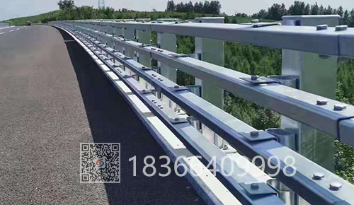 橋梁防撞（zhuàng）護欄